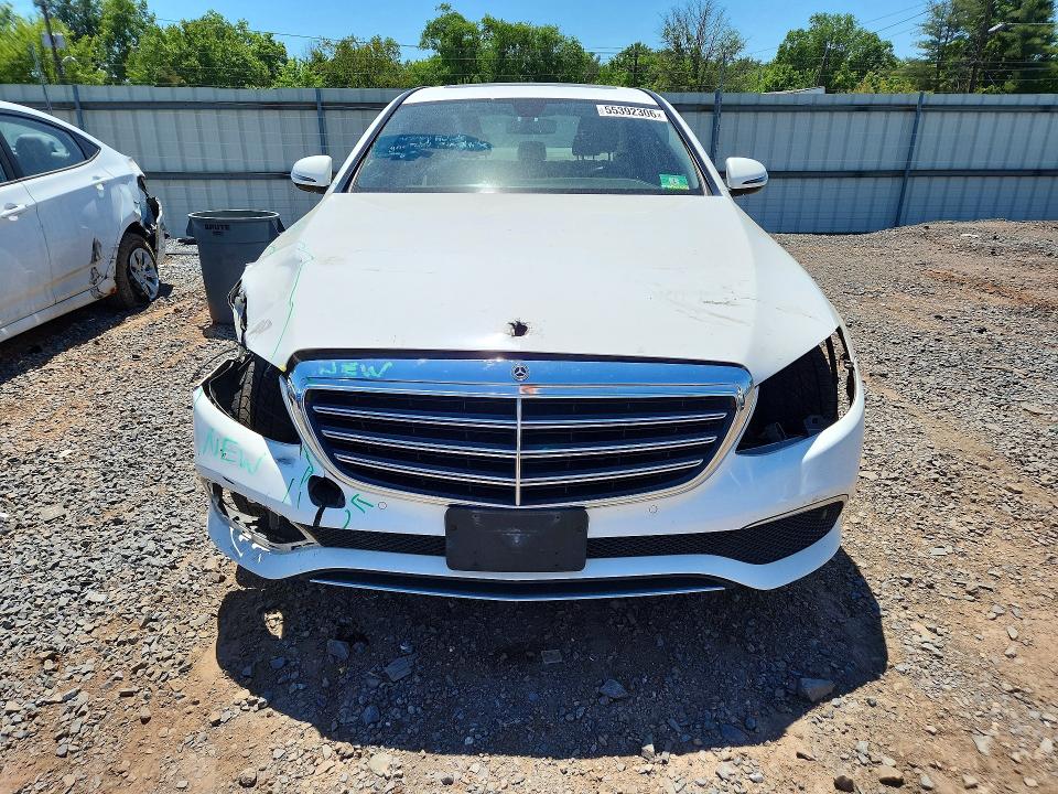 Продажа на аукционе авто 2018 Mercedes-benz E, vin: WDDZF4KBXJA391736, номер лота: 55392306
