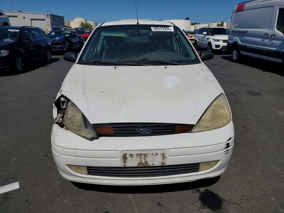 58945296 :رقم المزاد ، 3FAFP31331R117742 vin ، 2001 Ford Focus مزاد بيع