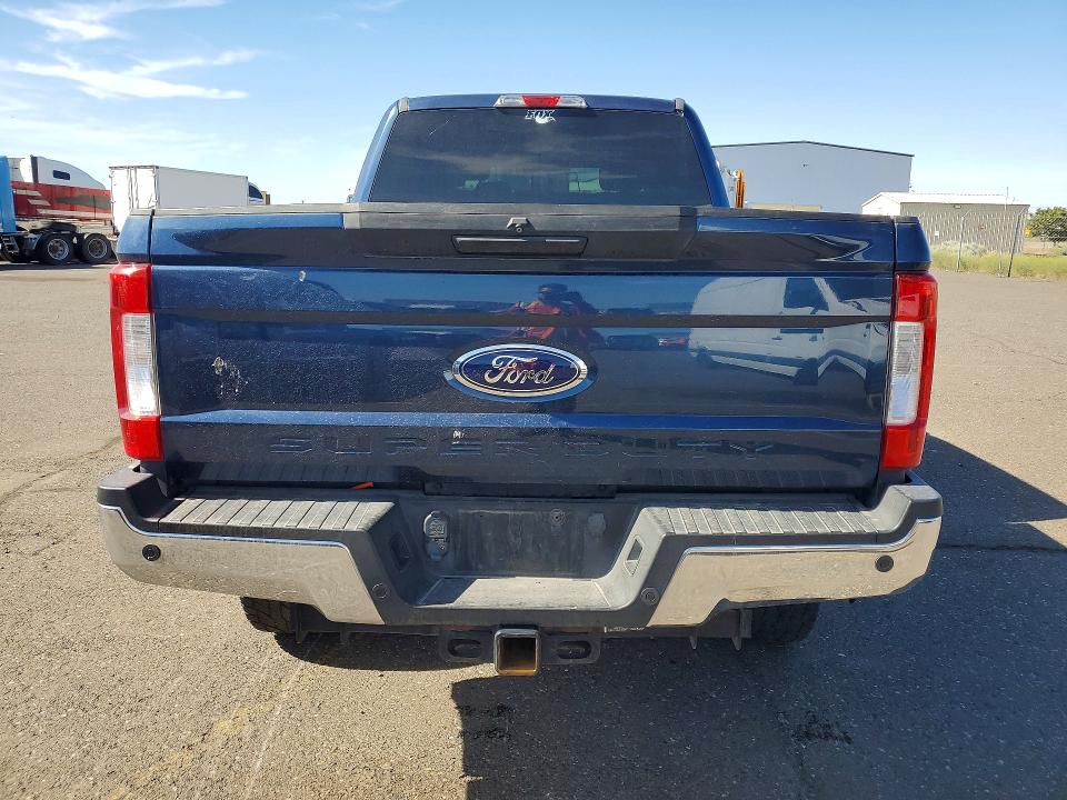 55632386 :رقم المزاد ، 1FT8W3BTXHEB92052 vin ، 2017 Ford F-350 Super Duty مزاد بيع