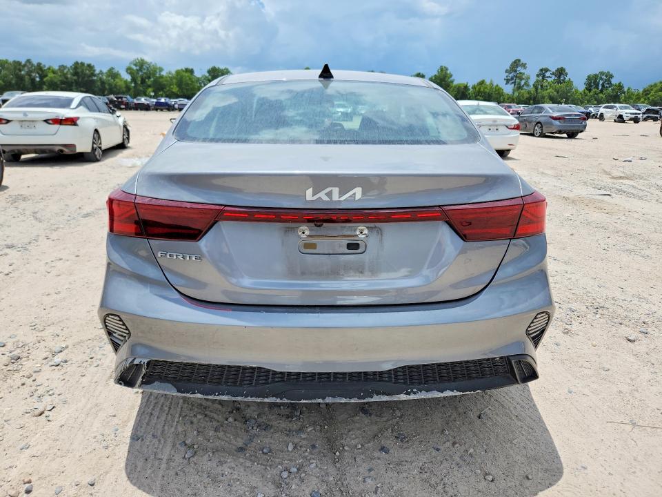 57085136 :رقم المزاد ، 3KPF24AD4PE549778 vin ، 2023 Kia Forte مزاد بيع