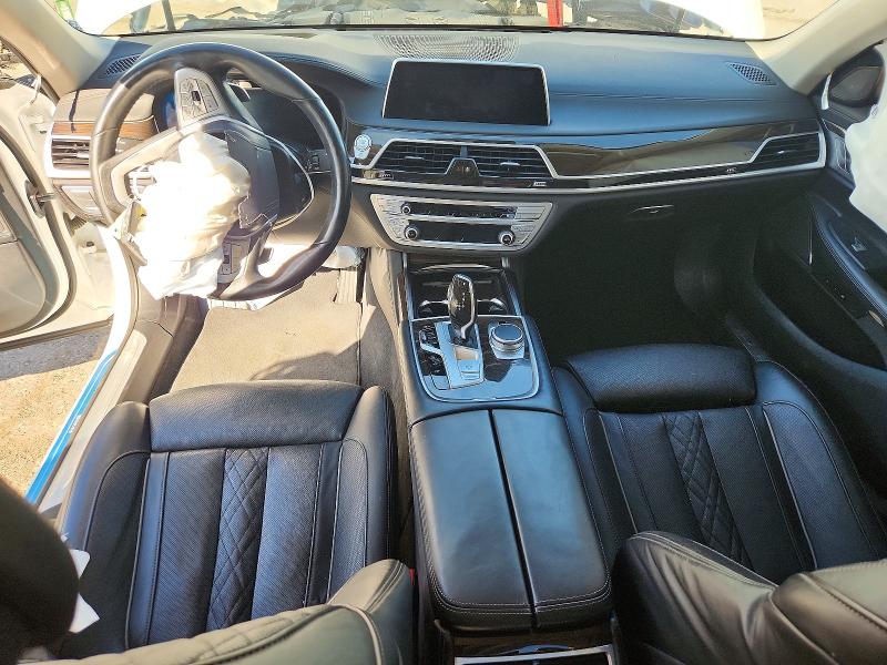 57073716 :رقم المزاد ، WBA7U2C02MCF93326 vin ، 2021 Bmw 750 مزاد بيع