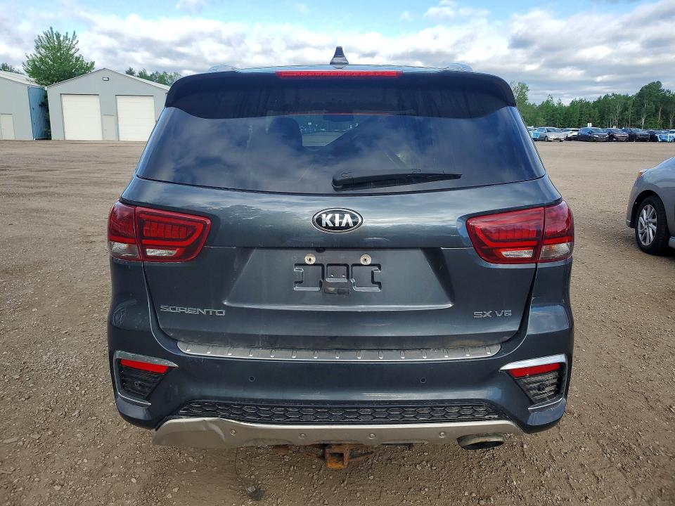 2020 Kia Sorento მანქანა იყიდება აუქციონზე, vin: 5XYPKDA51LG675820, აუქციონის ნომერი: 55709366