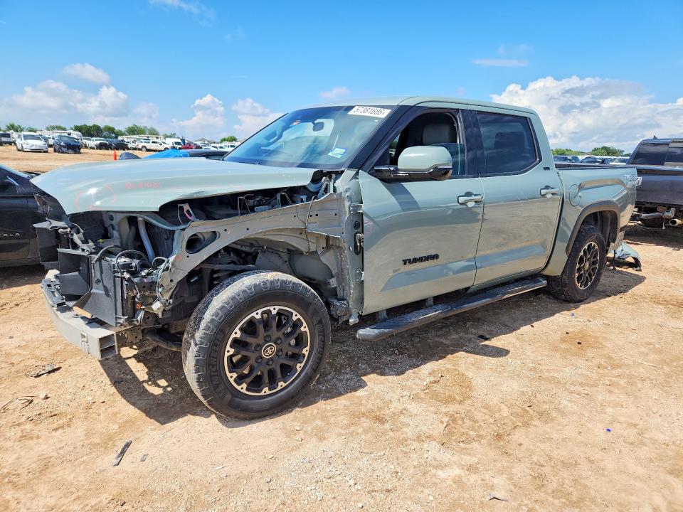 Продажа на аукционе авто 2022 Toyota Tundra, vin: 5TFLA5AB5NX014157, номер лота: 57381666