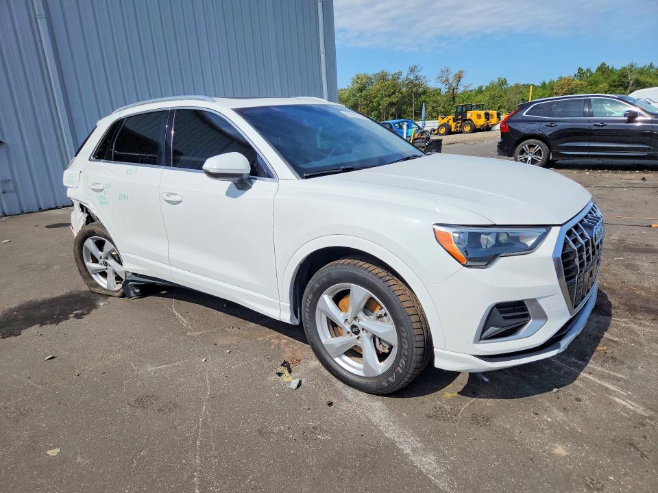 55896286 :رقم المزاد ، WA1AUCF39M1091596 vin ، 2021 Audi Q3 مزاد بيع
