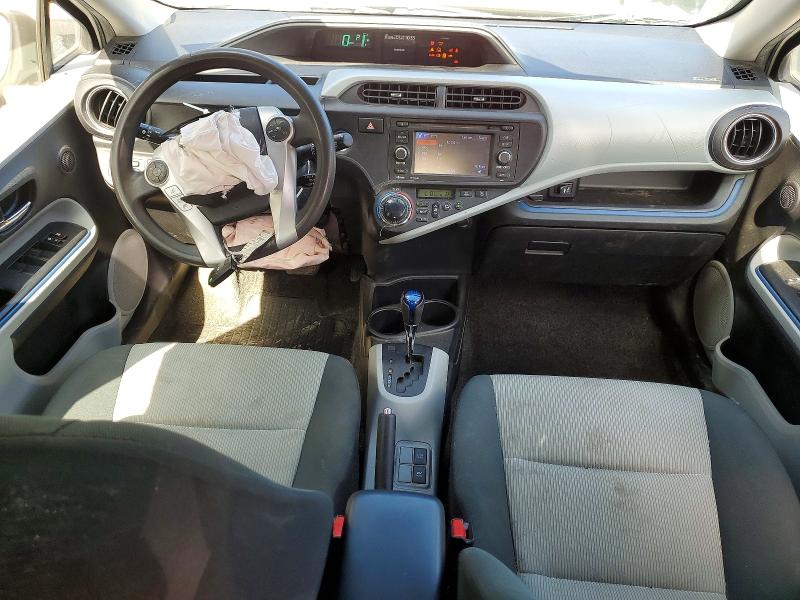 56542486 :رقم المزاد ، JTDKDTB32C1503923 vin ، 2012 Toyota Prius C مزاد بيع