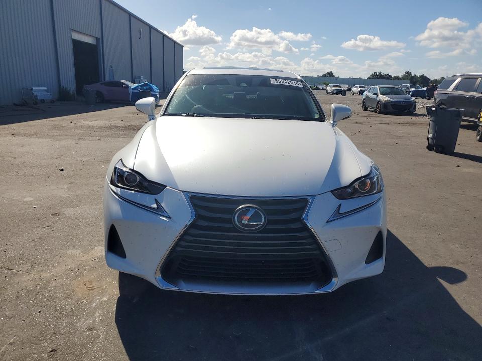 Продаж на аукціоні авто 2017 Lexus Is, vin: JTHBA1D25H5055385, номер лоту: 56342616