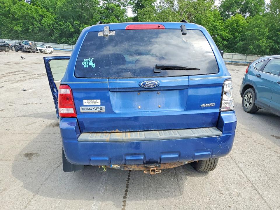 2008 Ford Escape მანქანა იყიდება აუქციონზე, vin: 1FMCU93128KC92854, აუქციონის ნომერი: 56872986