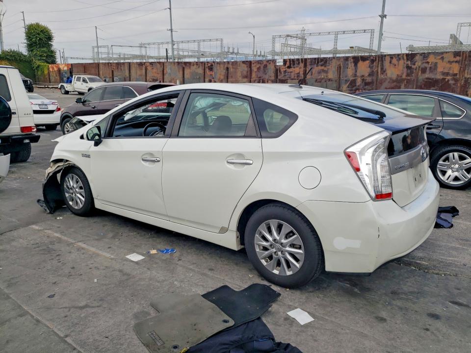 Продажа на аукционе авто 2015 Toyota Prius Plug-in Hybrid, vin: JTDKN3DP5F3074962, номер лота: 59125726