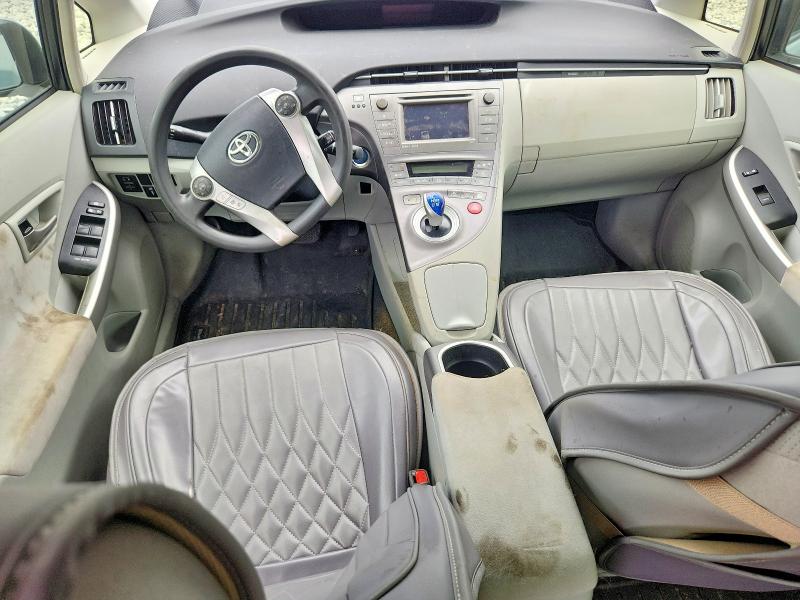 56514286 :رقم المزاد ، JTDKN3DU1F1982259 vin ، 2015 Toyota Prius مزاد بيع