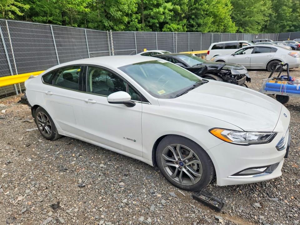 2017 Ford Fusion მანქანა იყიდება აუქციონზე, vin: 3FA6P0LUXHR357224, აუქციონის ნომერი: 57566156