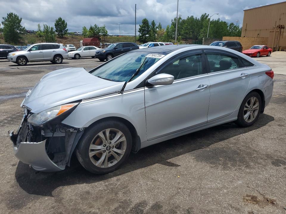 57664726 :رقم المزاد ، 5NPEC4AC8DH550486 vin ، 2013 Hyundai Sonata مزاد بيع