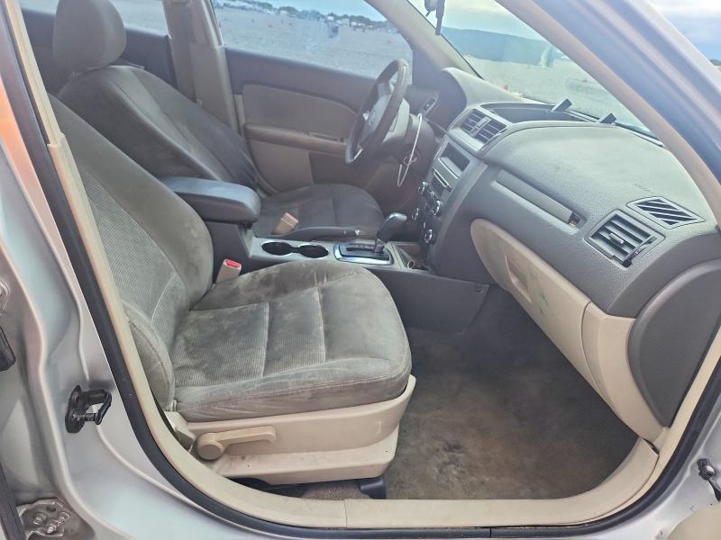 2011 Ford Fusion მანქანა იყიდება აუქციონზე, vin: 3FAHP0HA8BR132007, აუქციონის ნომერი: 58842886