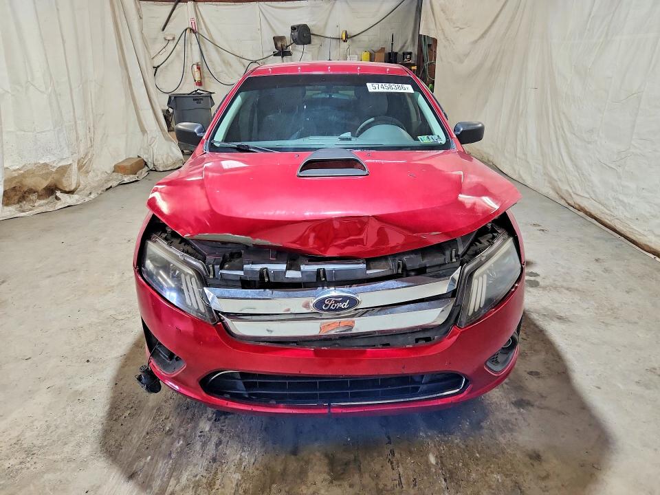 2012 Ford Fusion მანქანა იყიდება აუქციონზე, vin: 3FAHP0GA0CR151864, აუქციონის ნომერი: 57458386
