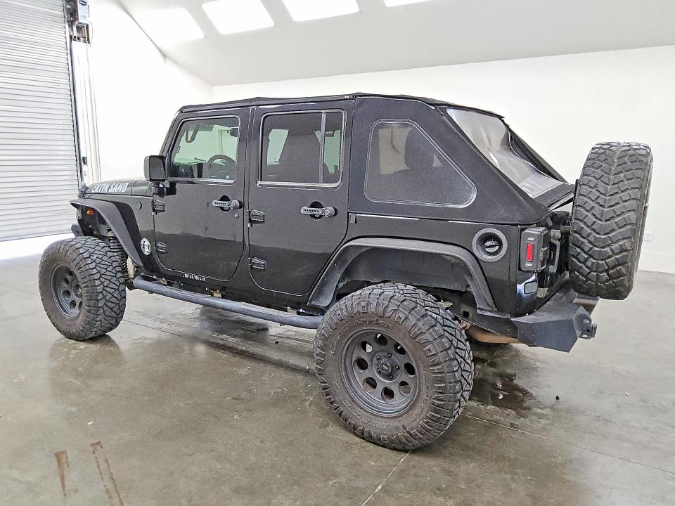 55193306 :رقم المزاد ، 1C4BJWDG8GL228594 vin ، 2016 Jeep Wrangler Unlimited مزاد بيع