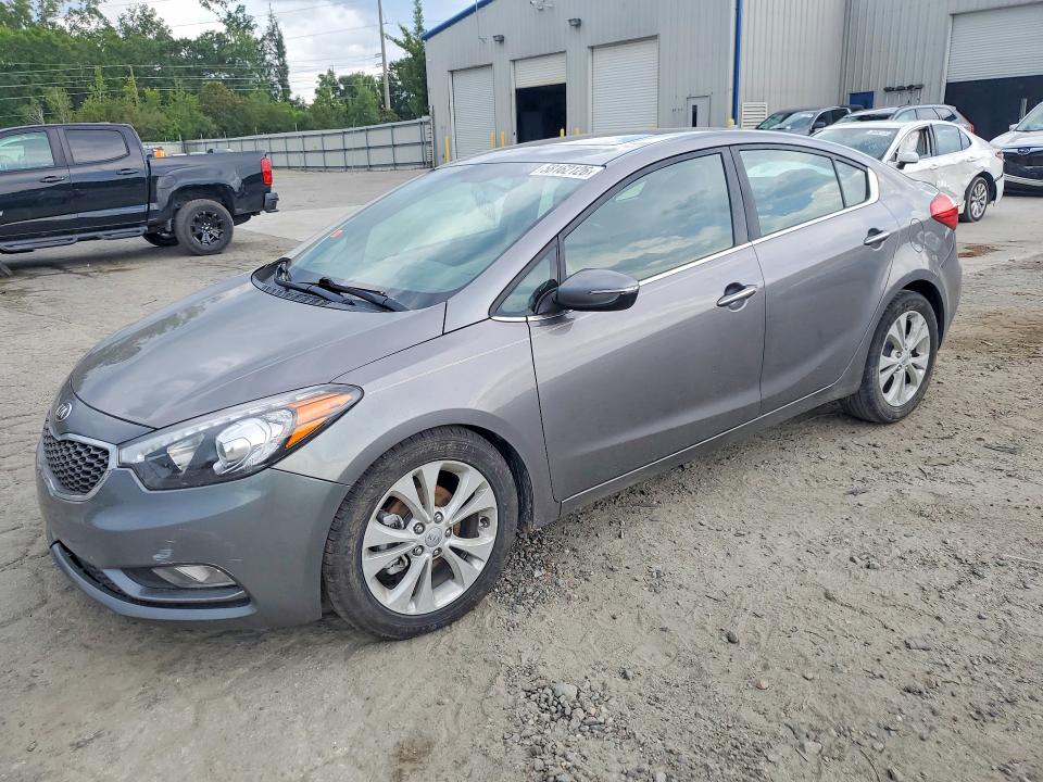 58162126 :رقم المزاد ، KNAFZ4A81F5344134 vin ، 2015 Kia Forte مزاد بيع