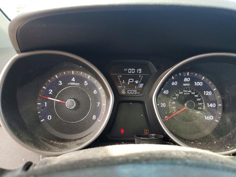 55203116 :رقم المزاد ، 5NPDH4AE7FH546978 vin ، 2015 Hyundai Elantra مزاد بيع