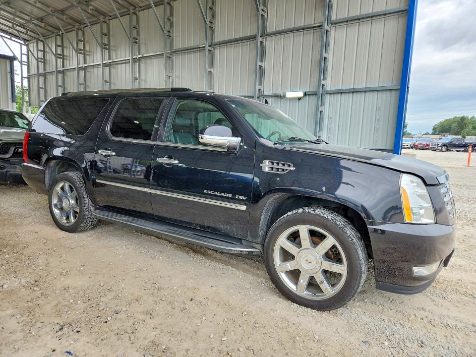 53768456 :رقم المزاد ، 1GYS4HEF1BR222855 vin ، 2011 Cadillac Escalade مزاد بيع