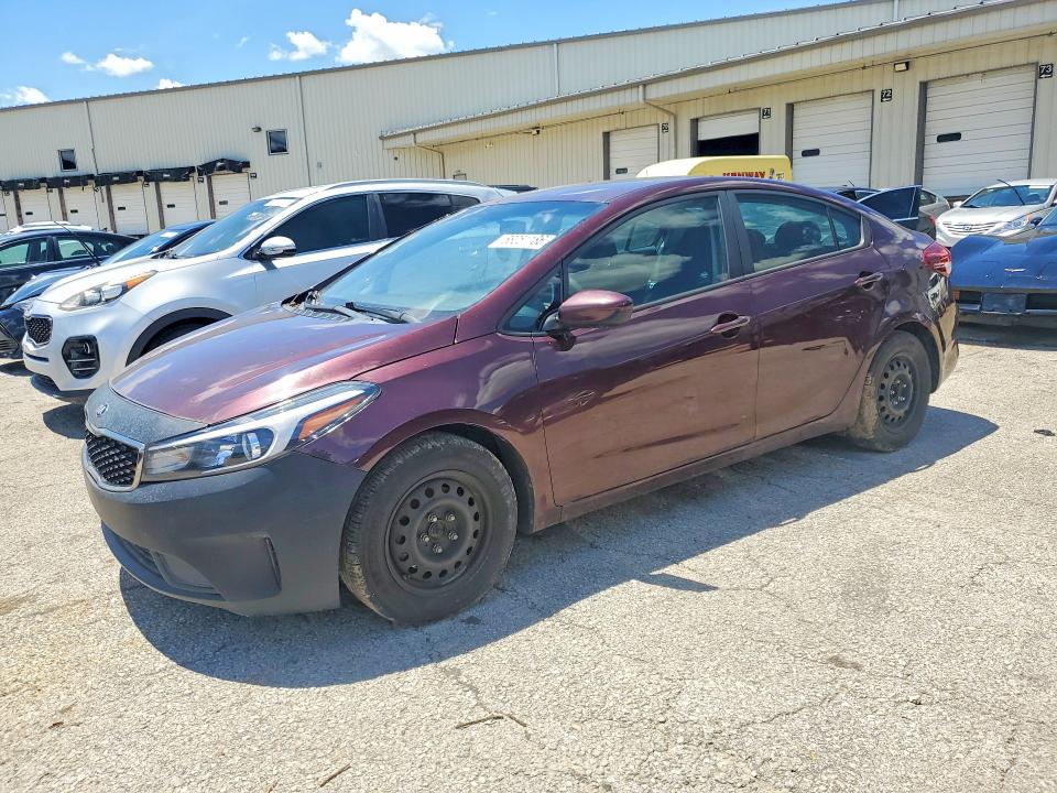 2017 Kia Forte მანქანა იყიდება აუქციონზე, vin: 3KPFK4A77HE064269, აუქციონის ნომერი: 58251186