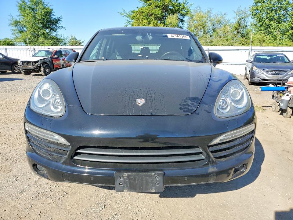 52141386 :رقم المزاد ، WP1AA2A2XBLA06420 vin ، 2011 Porsche Cayenne مزاد بيع