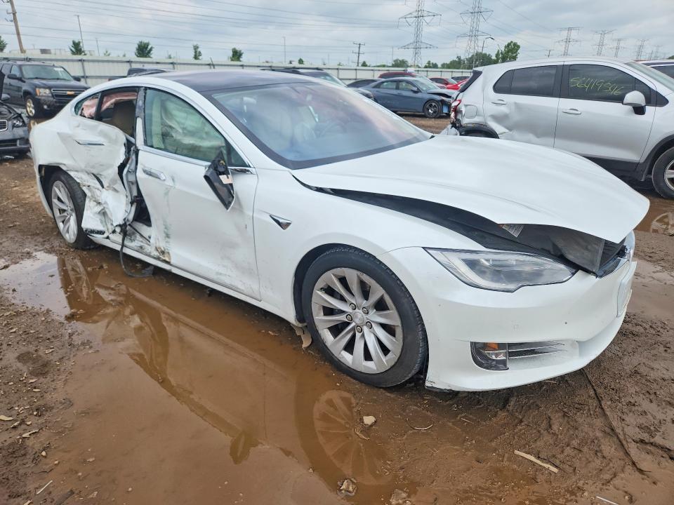 Продажа на аукционе авто 2017 Tesla Model S, vin: 5YJSA1E24HF191540, номер лота: 56442496