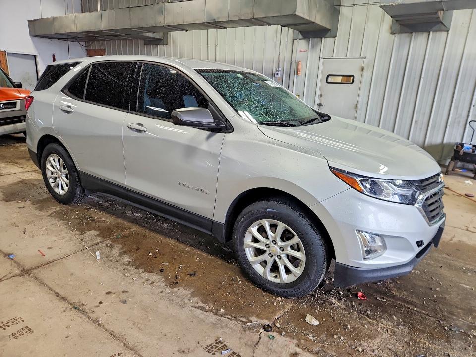 Продажа на аукционе авто 2018 Chevrolet Equinox, vin: 2GNAXHEV9J6145959, номер лота: 58651856