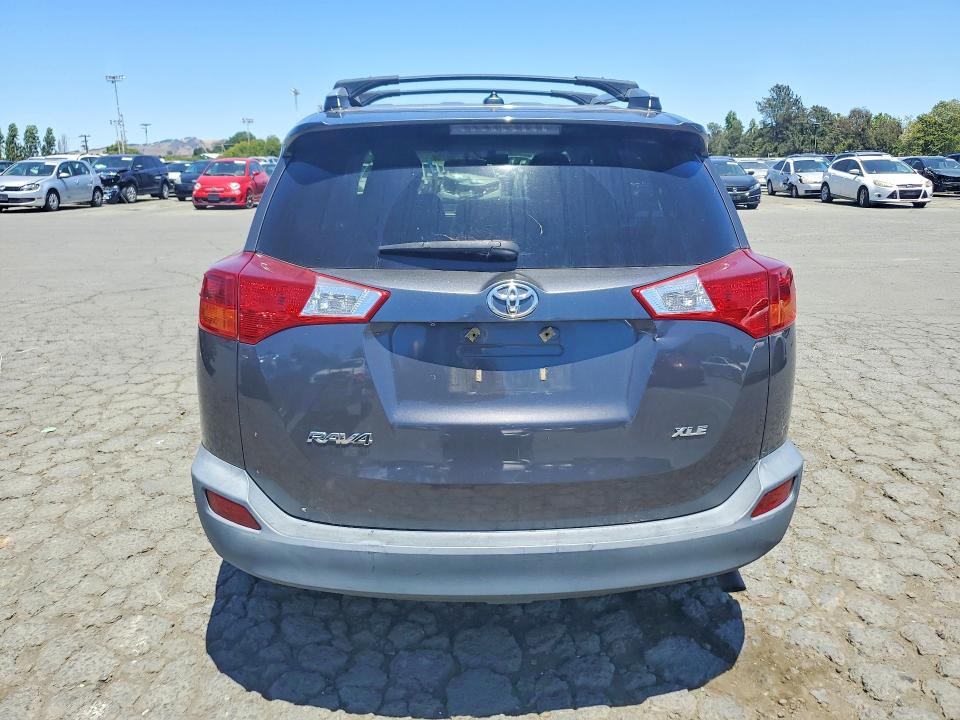 57222496 :رقم المزاد ، 2T3WFREV0FW182482 vin ، 2015 Toyota Rav4 مزاد بيع