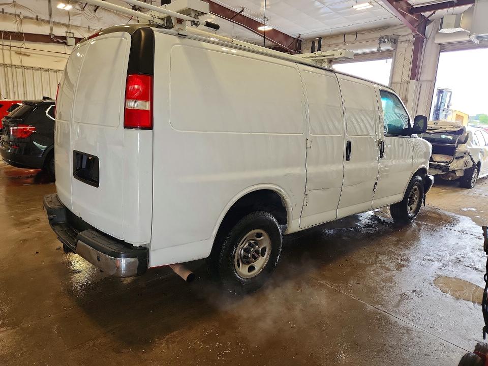 56056926 :رقم المزاد ، 1GTW7AFG9J1334006 vin ، 2018 Gmc Savana مزاد بيع