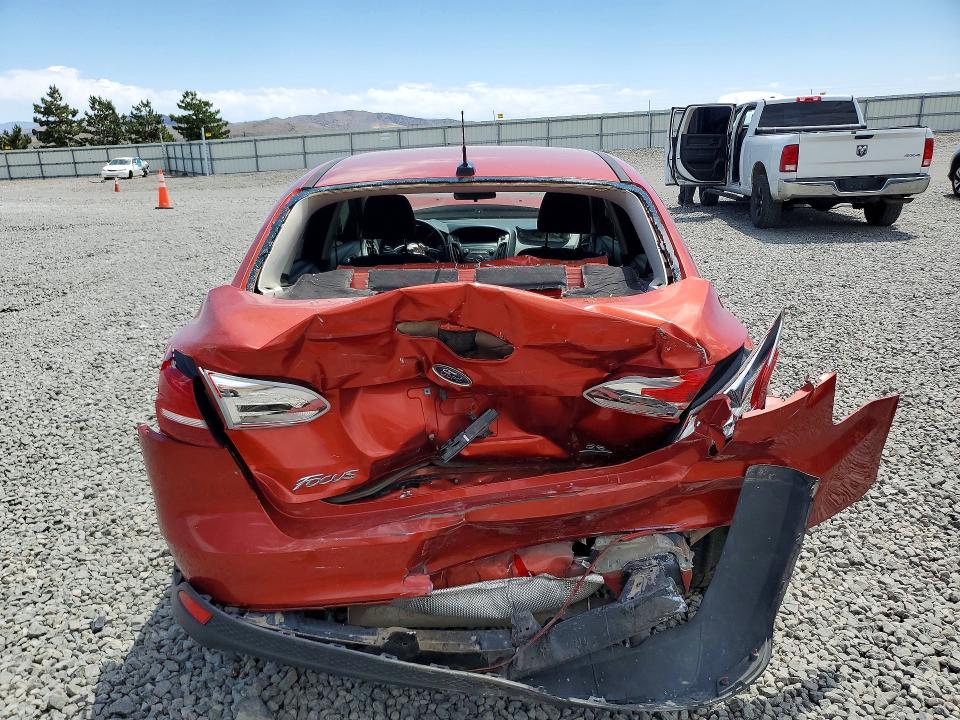 2018 Ford Focus მანქანა იყიდება აუქციონზე, vin: 1FADP3FE5JL288072, აუქციონის ნომერი: 57625406