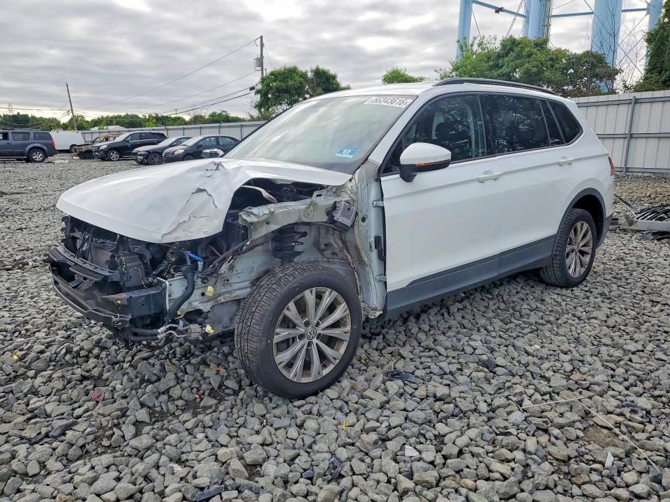 2020 Volkswagen Tiguan მანქანა იყიდება აუქციონზე, vin: 3VV0B7AX3LM030918, აუქციონის ნომერი: 56343616