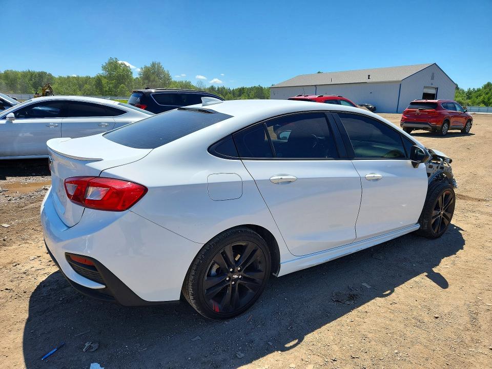 Продаж на аукціоні авто 2018 Chevrolet Cruze, vin: 1G1BE5SM2J7182664, номер лоту: 58696066