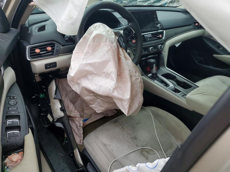 2018 Honda Accord მანქანა იყიდება აუქციონზე, vin: 1HGCV1F13JA104743, აუქციონის ნომერი: 55454296
