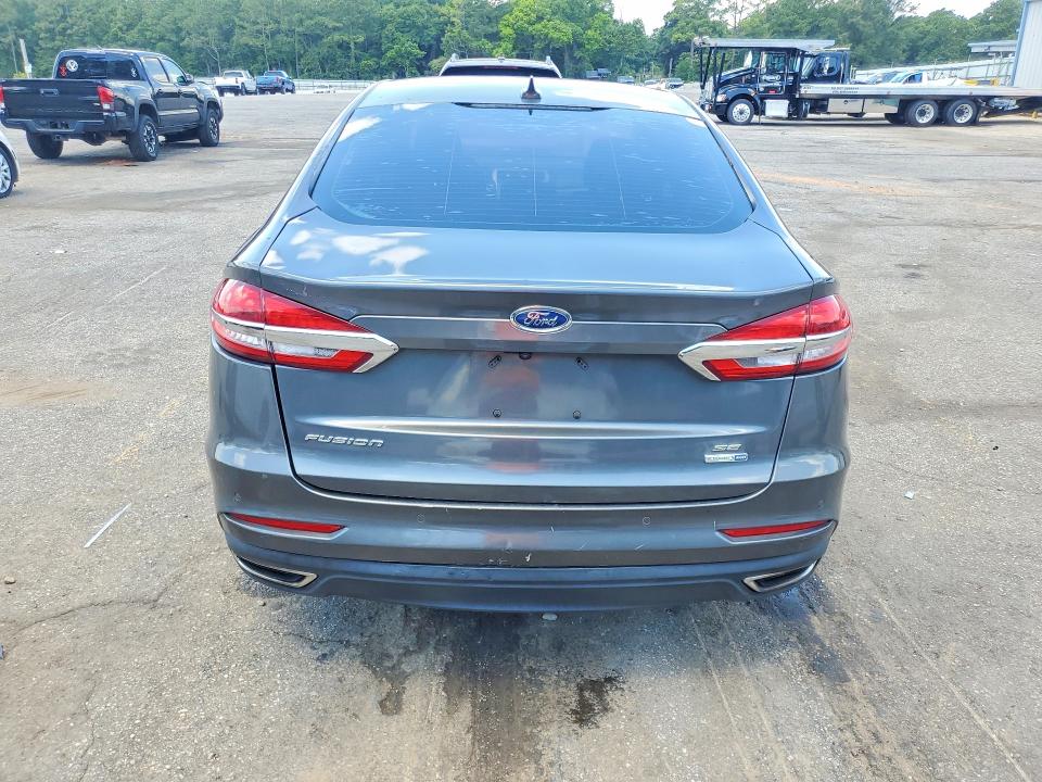 56974806 :رقم المزاد ، 3FA6P0T92LR150217 vin ، 2020 Ford Fusion مزاد بيع