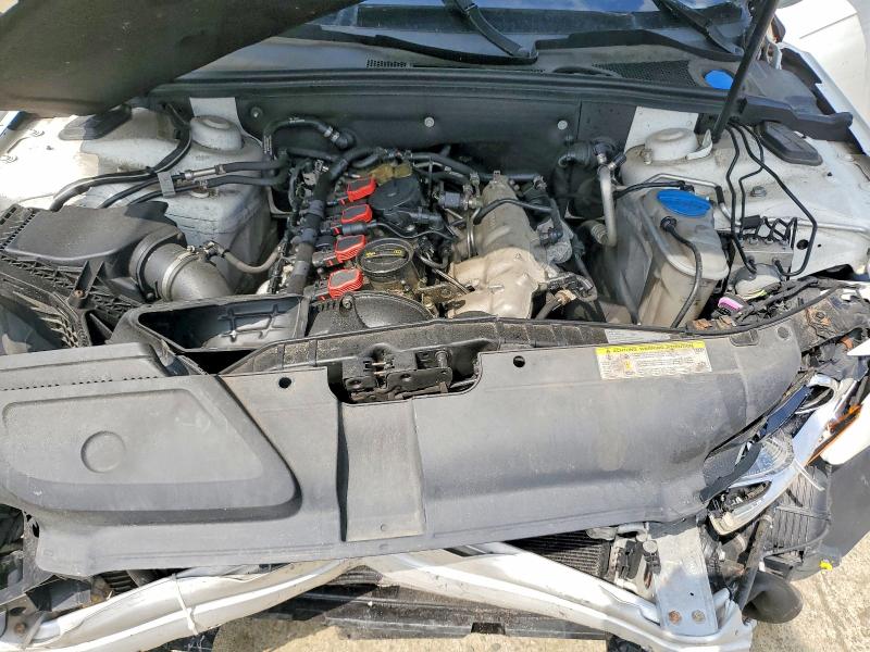 Продажа на аукционе авто 2016 Audi A4, vin: WAUBFAFL4GN016324, номер лота: 57013606