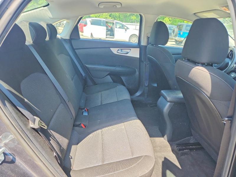 57691246 :رقم المزاد ، 3KPF24AD3NE503596 vin ، 2022 Kia Forte مزاد بيع