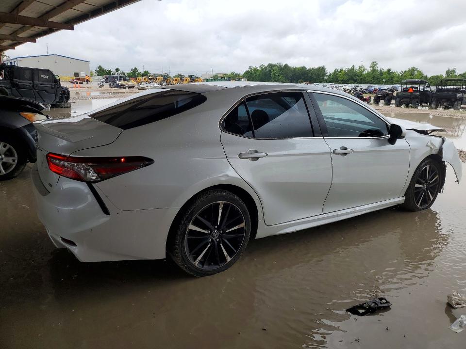 2018 Toyota Camry მანქანა იყიდება აუქციონზე, vin: 4T1B61HK4JU122384, აუქციონის ნომერი: 57553976