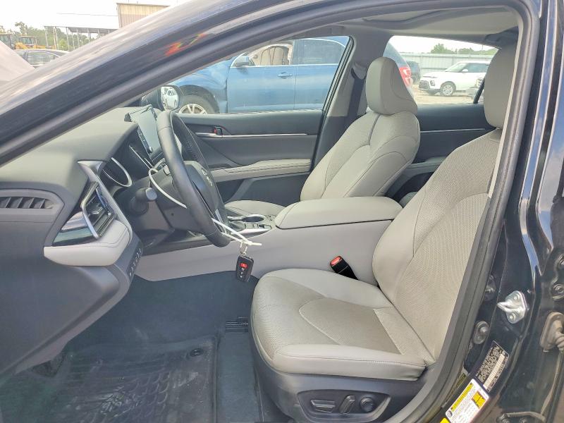 56866076 :رقم المزاد ، 4T1F31AK9NU597488 vin ، 2022 Toyota Camry مزاد بيع