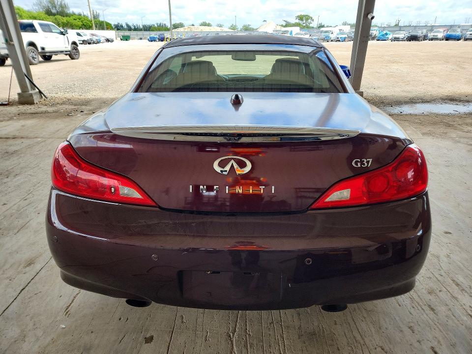 2010 Infiniti G37 Convertible მანქანა იყიდება აუქციონზე, vin: JN1CV6FE5AM352511, აუქციონის ნომერი: 57040486