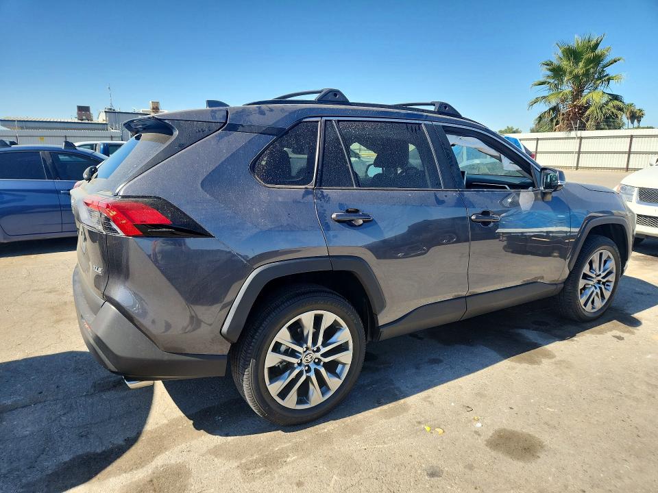 Продажа на аукционе авто 2023 Toyota Rav4, vin: 2T3C1RFV1PC233426, номер лота: 58134056