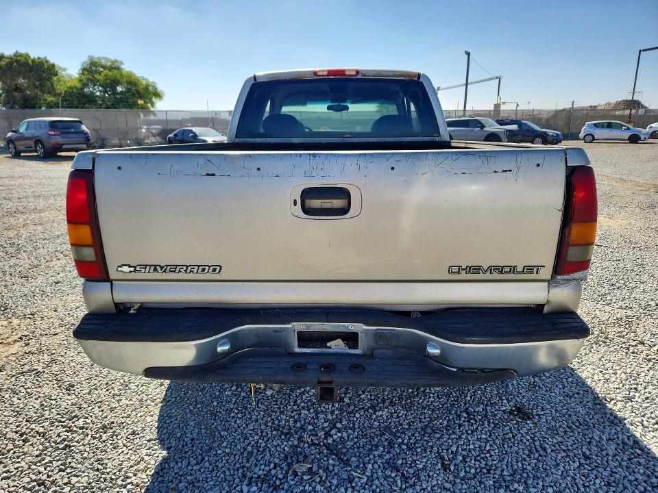 Продажа на аукционе авто 2000 Chevrolet Silverado, vin: 2GCEC19T2Y1149672, номер лота: 57863826
