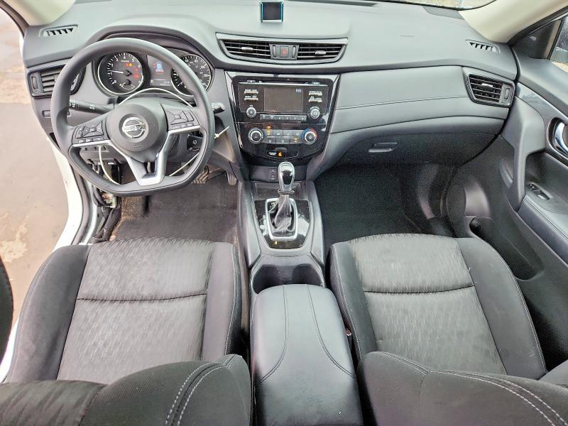 56634356 :رقم المزاد ، KNMAT2MV3HP588377 vin ، 2017 Nissan Rogue مزاد بيع