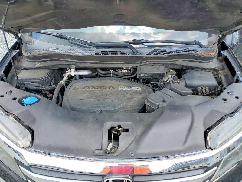 Продаж на аукціоні авто 2018 Honda Pilot, vin: 5FNYF5H50JB016412, номер лоту: 56590486
