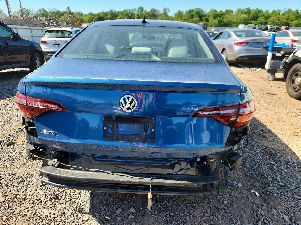 54070676 :رقم المزاد ، 3VWC57BU8KM198170 vin ، 2019 Volkswagen Jetta مزاد بيع