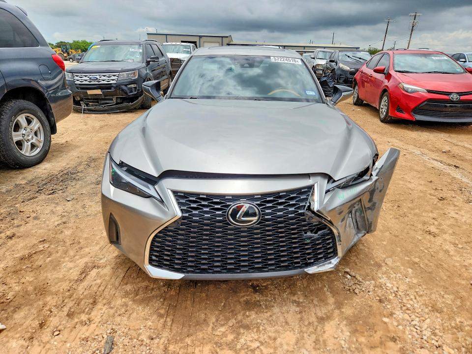 57224516 :رقم المزاد ، JTHDA1D27N5119866 vin ، 2022 Lexus Is مزاد بيع