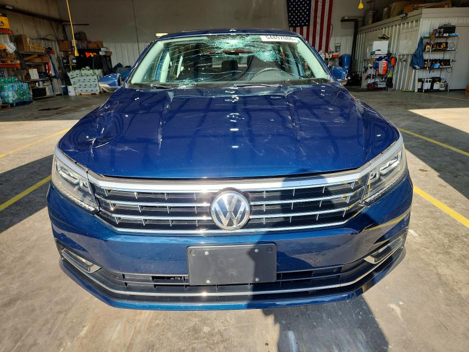 Продаж на аукціоні авто 2018 Volkswagen Passat, vin: 1VWBA7A38JC050777, номер лоту: 54897086
