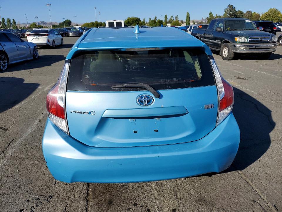 2015 Toyota Prius C მანქანა იყიდება აუქციონზე, vin: JTDKDTB34F1091508, აუქციონის ნომერი: 54911396