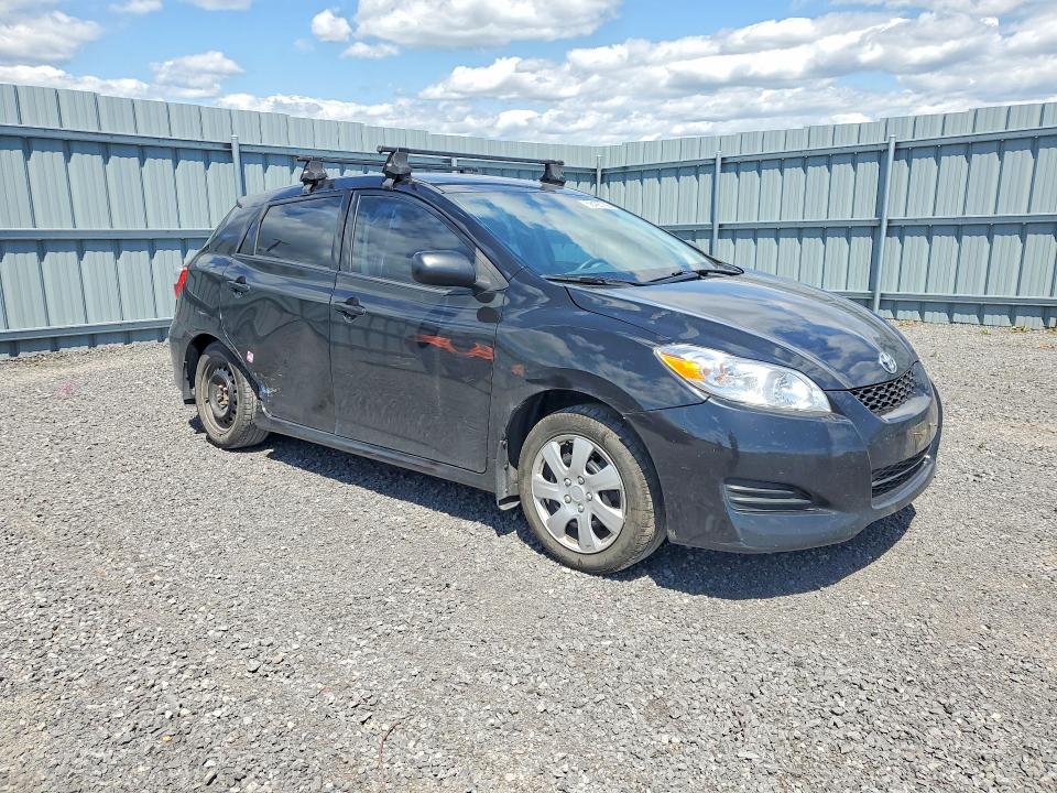 58493736 :رقم المزاد ، 2T1KU4EEXEC132883 vin ، 2014 Toyota Matrix مزاد بيع