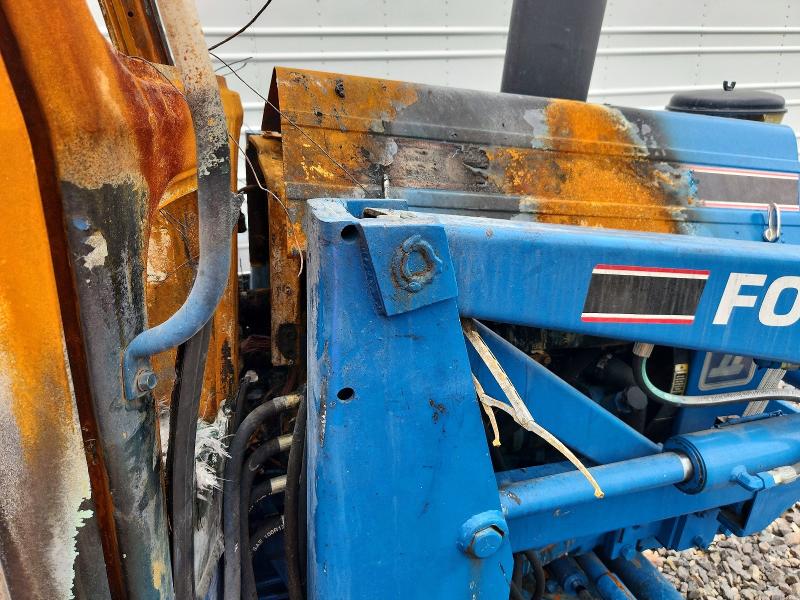 57544206 :رقم المزاد ، BB85250 vin ، 1989 Ford 6610s مزاد بيع