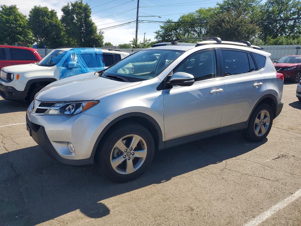 2015 Toyota Rav4 მანქანა იყიდება აუქციონზე, vin: JTMRFREV0FD144163, აუქციონის ნომერი: 57209656