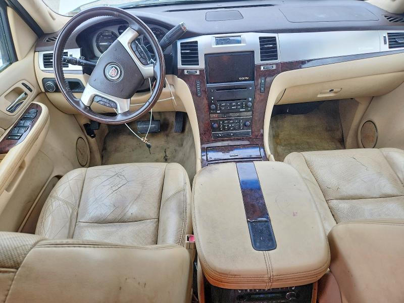 55641976 :رقم المزاد ، 1GYFK63867R225127 vin ، 2007 Cadillac Escalade مزاد بيع