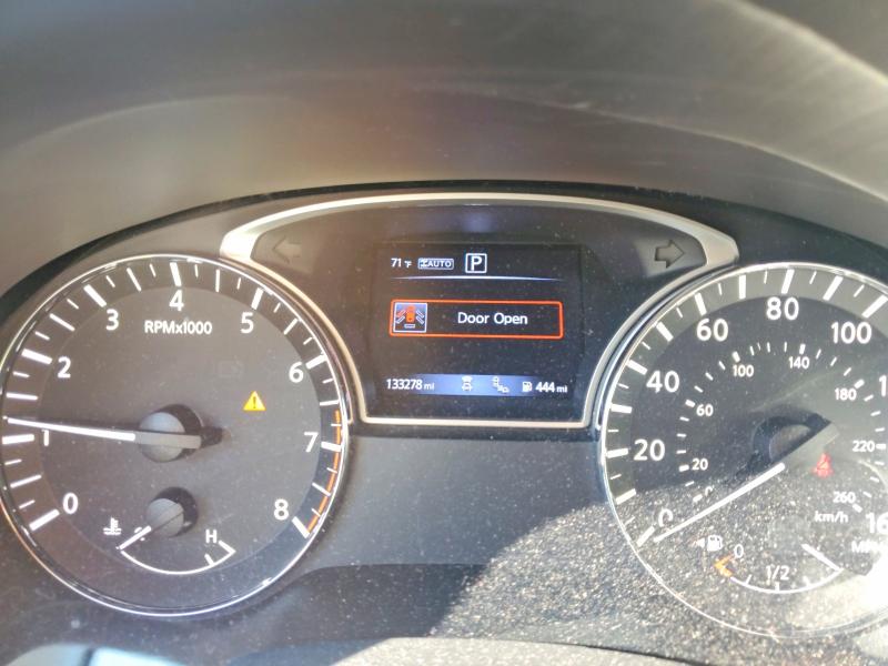 57814896 :رقم المزاد ، 5N1DR2MM9JC604237 vin ، 2018 Nissan Pathfinder مزاد بيع
